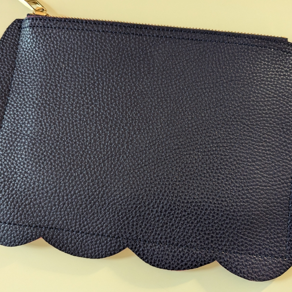 Pebbled Faux Leather Clutch - Picture 3 of 10